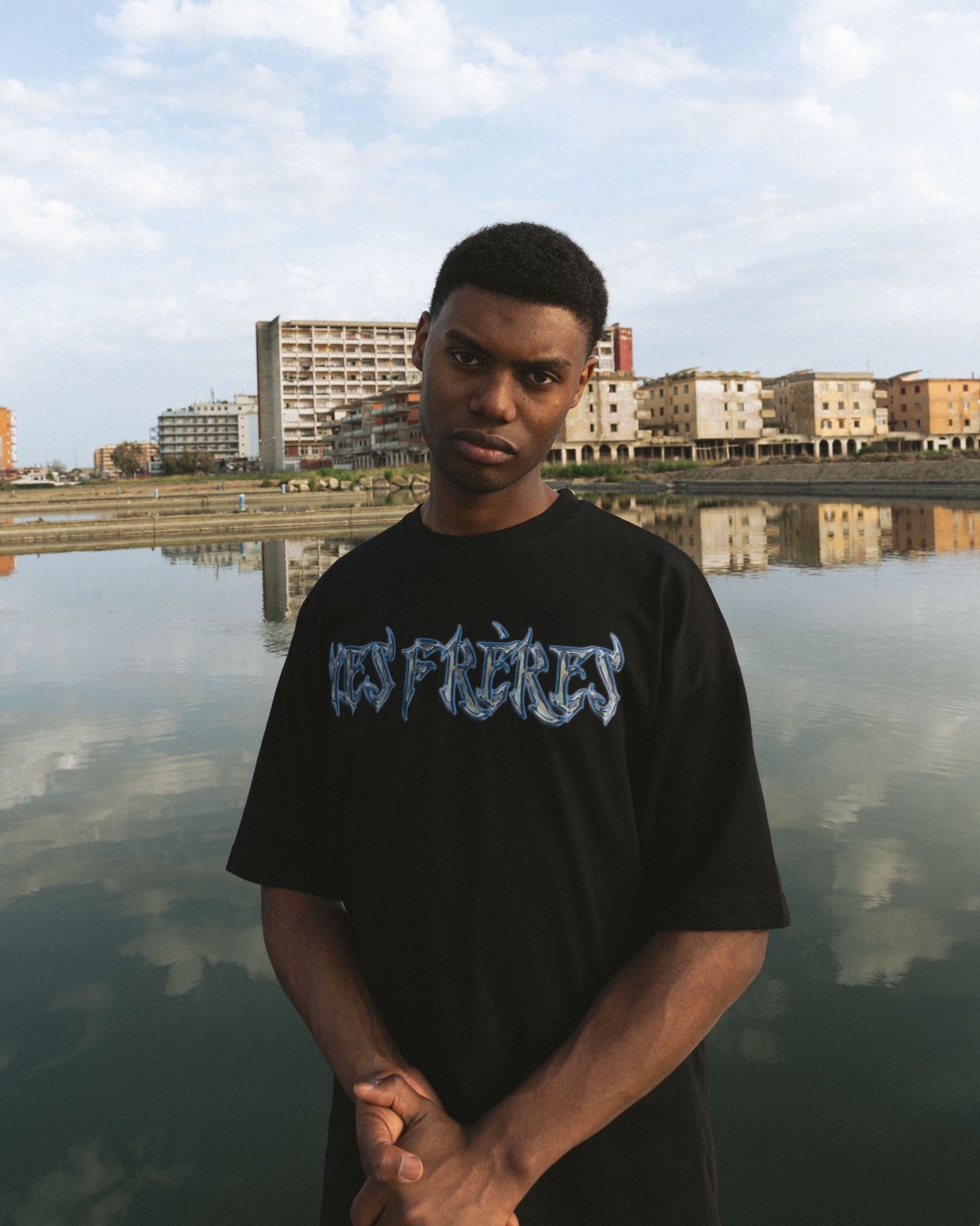 T-shirt Réagir Noir